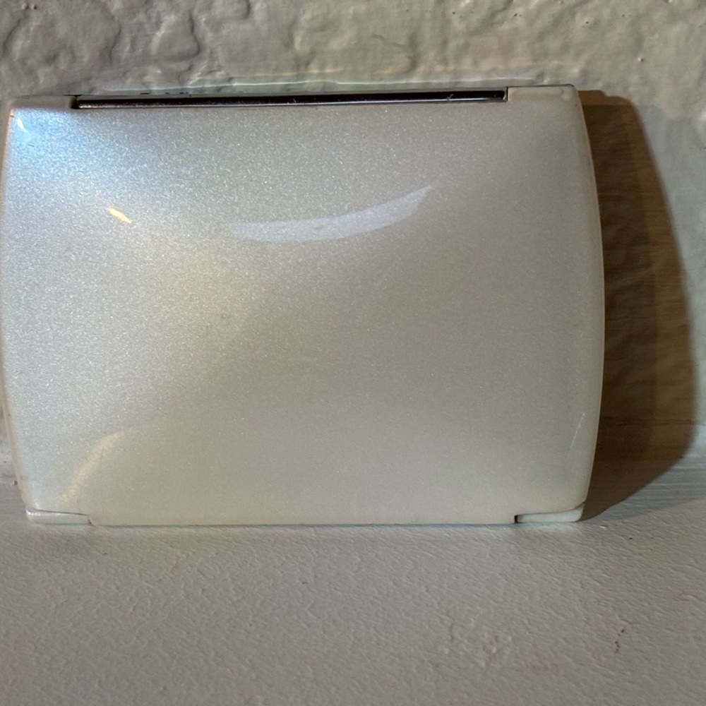 💎💎RARE… Swarovski Crystal-Embellished White and Gold Vintage Compact Mirror💎💎 - Picture 6 of 11